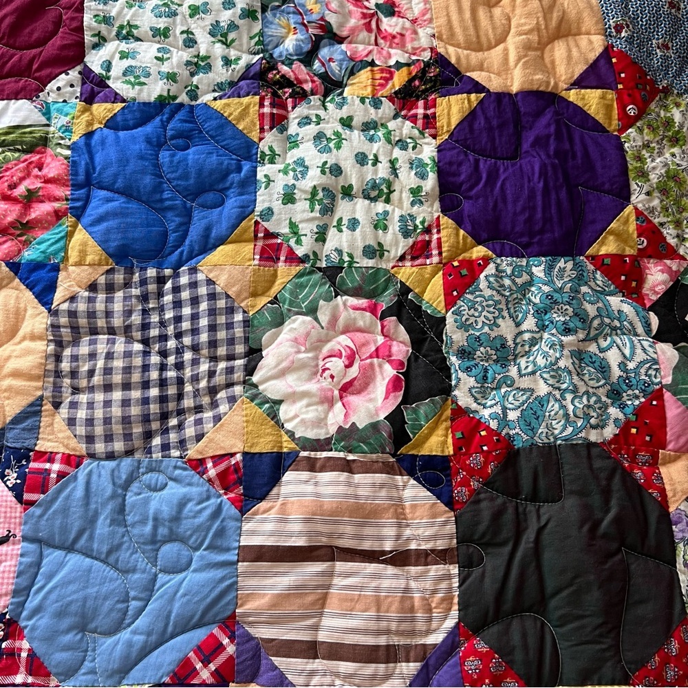 Vintage Patchwork Quilt – Handmade – 85” x 75” - Picture 10 of 12